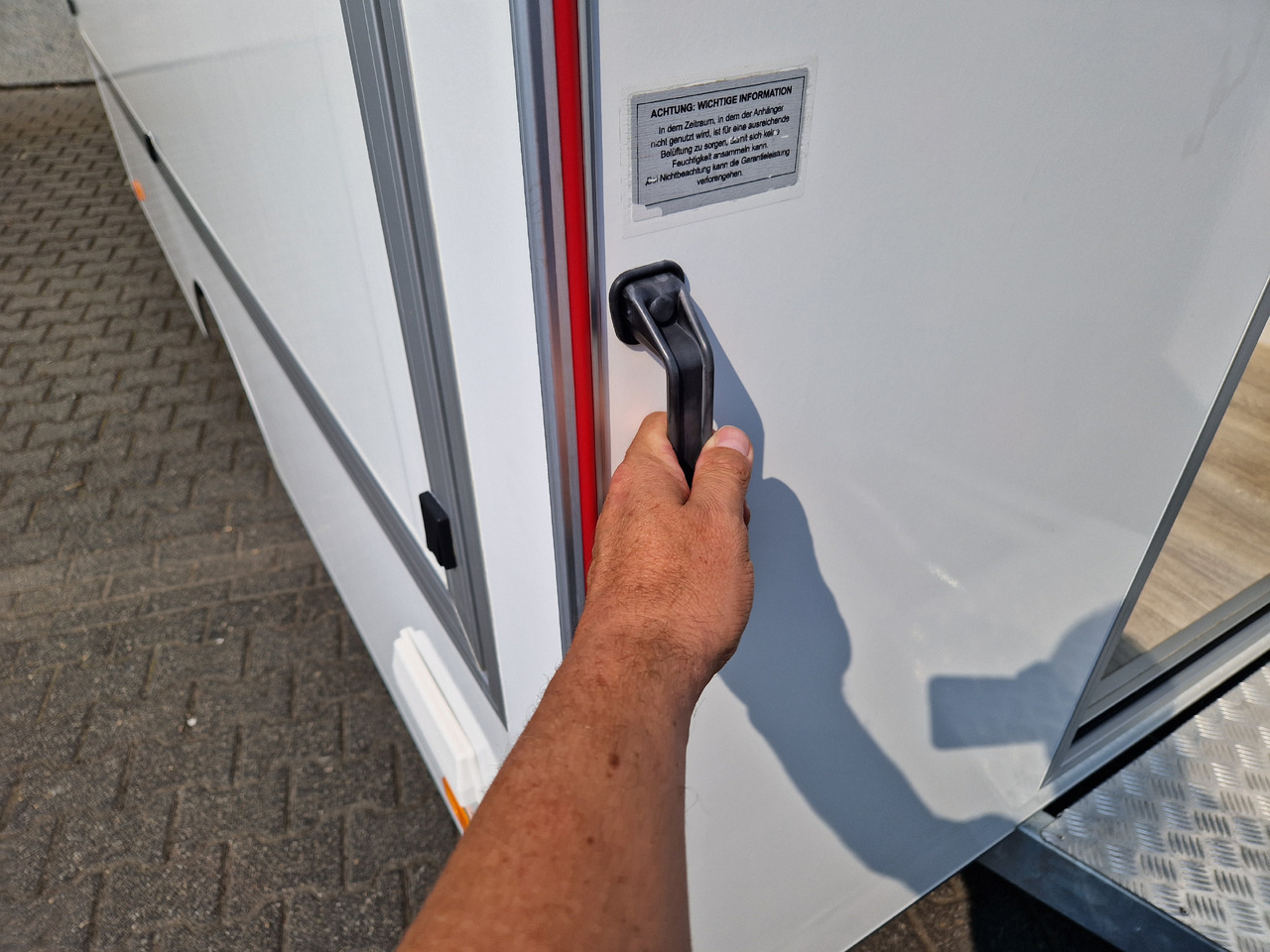 Ρυμουλκούμενη καντίνα Verkaufsanhänger VK 360 200 aero retro 360cm 1 Verkaufsklappe 1300kg Winter AKTION: φωτογραφία 14