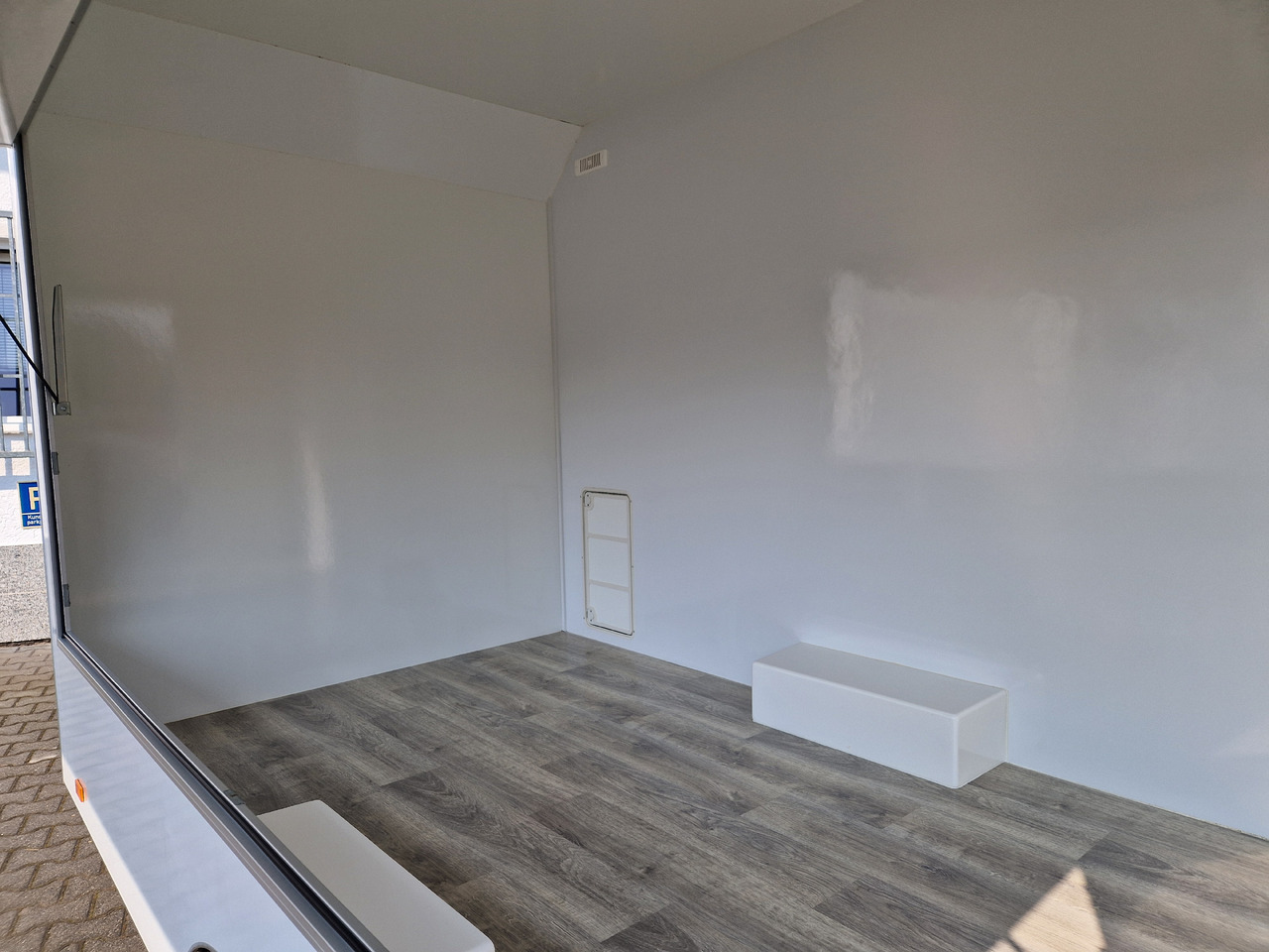 Ρυμουλκούμενη καντίνα Verkaufsanhänger VK 360 200 aero retro 360cm 1 Verkaufsklappe 1300kg Winter AKTION: φωτογραφία 8