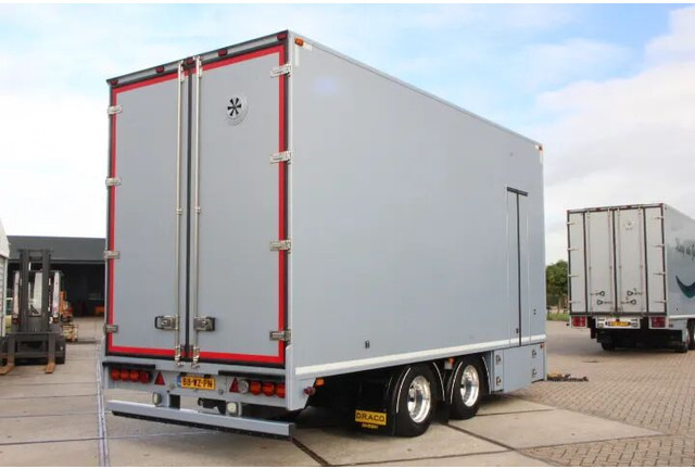 DRACO Middenas aanhangwagen bloemen / planten verkoopwagen - Ρυμούλκα κόφα: φωτογραφία 5 DRACO Middenas aanhangwagen bloemen / planten verkoopwagen - Ρυμούλκα κόφα: φωτογραφία 5