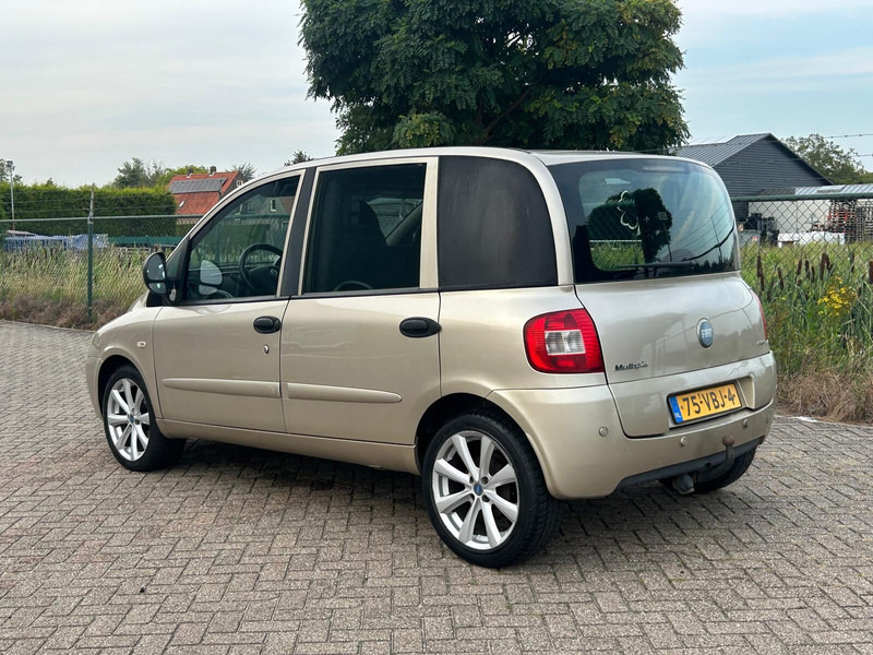 Fiat Multipla 1.9 EURO 4 DIESEL VAN - Μικρό βαν: φωτογραφία 3 Fiat Multipla 1.9 EURO 4 DIESEL VAN - Μικρό βαν: φωτογραφία 3