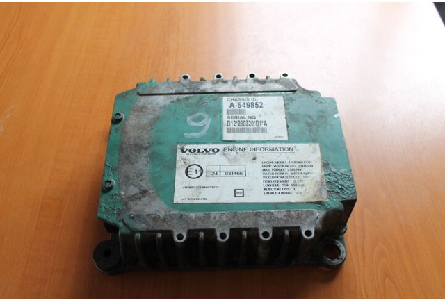 Volvo A-549852 - Ηλεκτρονική μονάδα ελέγχου: φωτογραφία 3 Volvo A-549852 - Ηλεκτρονική μονάδα ελέγχου: φωτογραφία 3