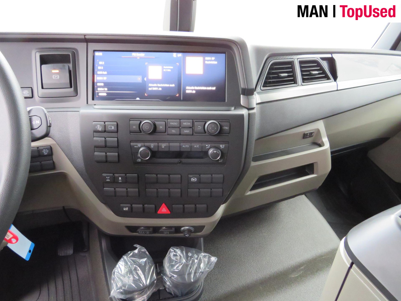 MAN TGL 12.250 4X2 BL VANTEC Koffer BÄR LBW Euro6 AHK - Φορτηγό κόφα: φωτογραφία 5 MAN TGL 12.250 4X2 BL VANTEC Koffer BÄR LBW Euro6 AHK - Φορτηγό κόφα: φωτογραφία 5