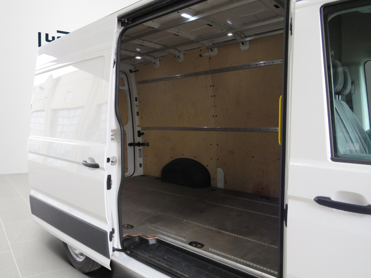 VOLKSWAGEN Crafter 35 L3H3 Kasten Euro6 Klima ZV - Βαν: φωτογραφία 5 VOLKSWAGEN Crafter 35 L3H3 Kasten Euro6 Klima ZV - Βαν: φωτογραφία 5