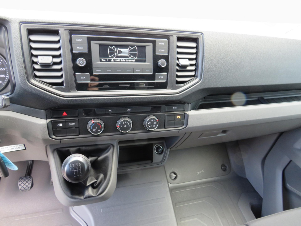 VOLKSWAGEN Crafter 35 L3H3 Kasten Klima ZV - Βαν: φωτογραφία 3 VOLKSWAGEN Crafter 35 L3H3 Kasten Klima ZV - Βαν: φωτογραφία 3