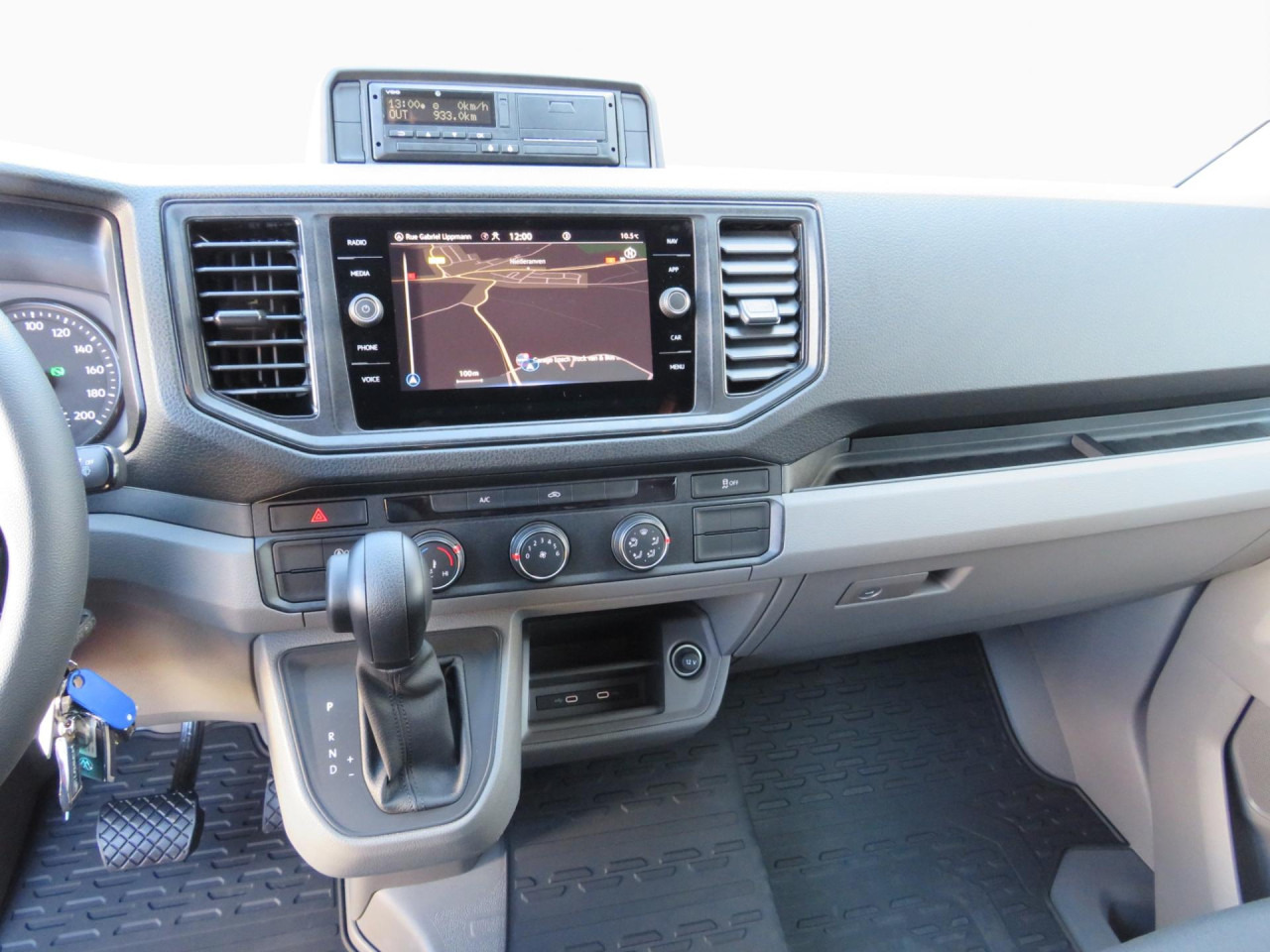 VOLKSWAGEN Crafter 55 L5 Superhochdach Doka BOTT-Ausbau Klima - Βαν: φωτογραφία 3 VOLKSWAGEN Crafter 55 L5 Superhochdach Doka BOTT-Ausbau Klima - Βαν: φωτογραφία 3