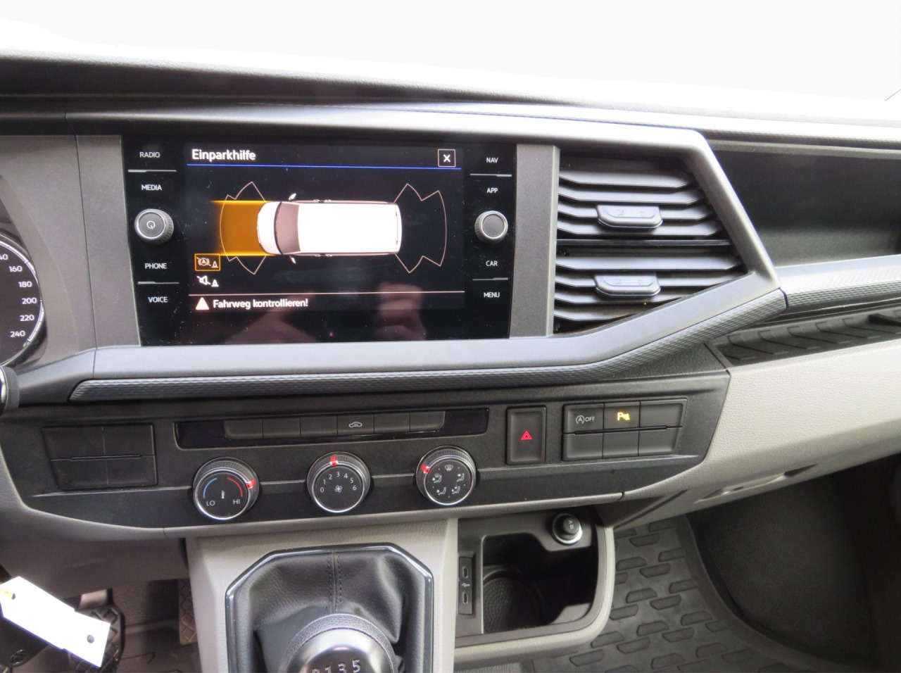 VOLKSWAGEN T6.1 Transporter Trendline 2.0 TDI Kasten Euro6 ZV - Μικρό βαν: φωτογραφία 2 VOLKSWAGEN T6.1 Transporter Trendline 2.0 TDI Kasten Euro6 ZV - Μικρό βαν: φωτογραφία 2