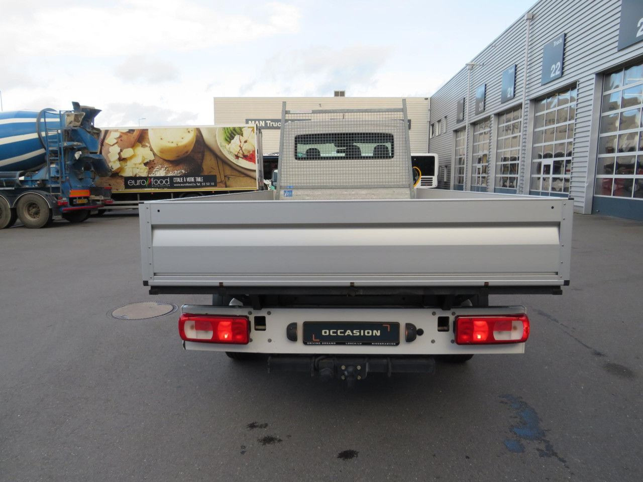 Volkswagen Crafter 35 L4 EK Pritsche Euro6 Klima AHK ZV - Μικρό φορτηγό με καρότσα: φωτογραφία 5 Volkswagen Crafter 35 L4 EK Pritsche Euro6 Klima AHK ZV - Μικρό φορτηγό με καρότσα: φωτογραφία 5