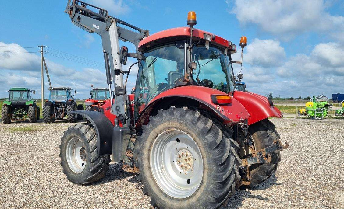 Case-IH 140 Maxxum - Τρακτέρ: φωτογραφία 5 Case-IH 140 Maxxum - Τρακτέρ: φωτογραφία 5