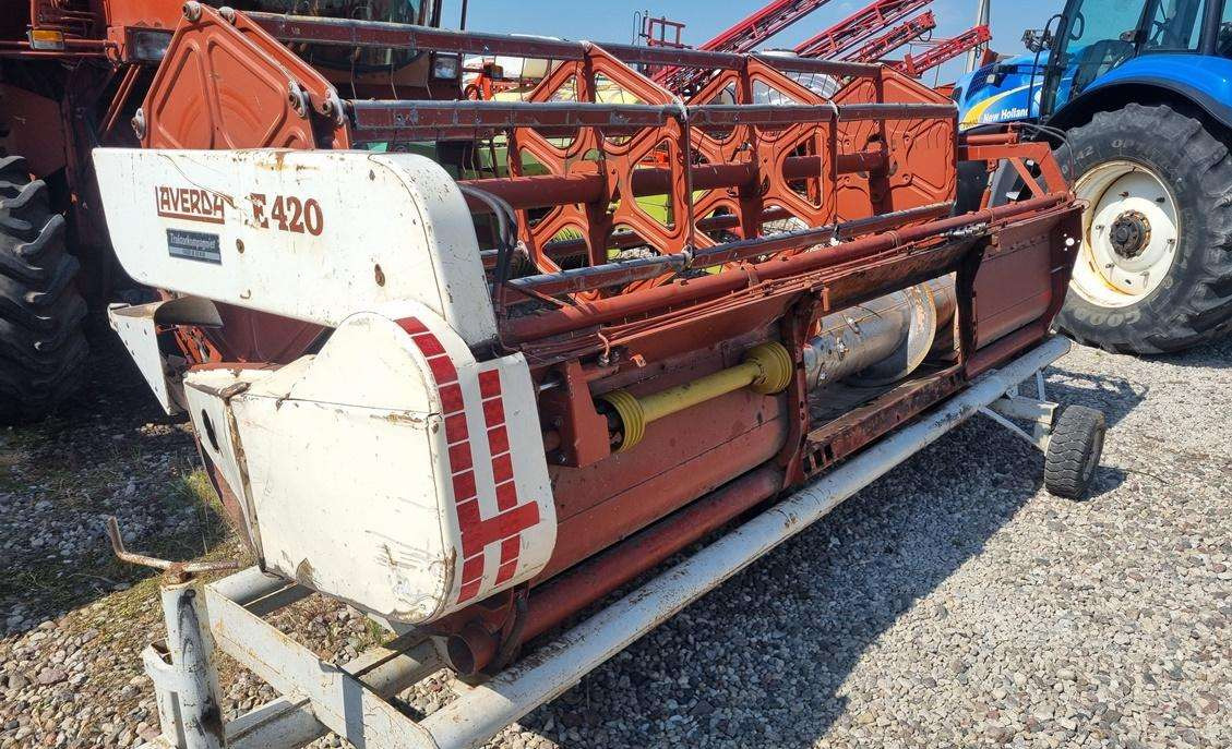 Θεριζοαλωνιστική μηχανή Laverda 3650: φωτογραφία 11
