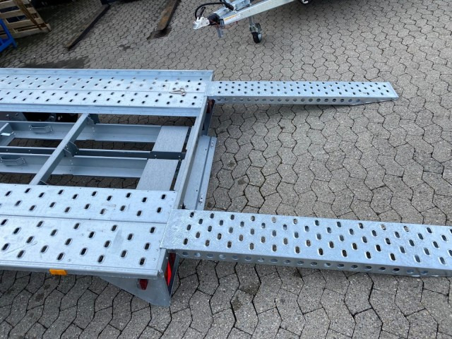 Brenderup Autotransportanhänger AT2500HBTB 2,5 to. 3950 x 2000 mm - Ρυμούλκα αυτοκινητάμαξα: φωτογραφία 5 Brenderup Autotransportanhänger AT2500HBTB 2,5 to. 3950 x 2000 mm - Ρυμούλκα αυτοκινητάμαξα: φωτογραφία 5