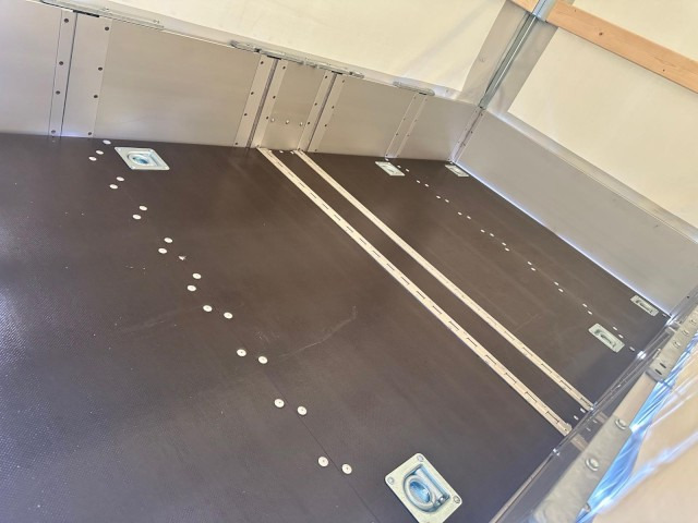 Faltos Pureline Vorteilsaktion, Hochplane 750 kg, 2420 x 1420 x 300 mm - Ρυμούλκες αυτοκίνητο: φωτογραφία 4 Faltos Pureline Vorteilsaktion, Hochplane 750 kg, 2420 x 1420 x 300 mm - Ρυμούλκες αυτοκίνητο: φωτογραφία 4