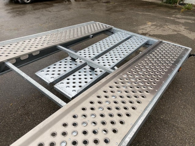 Gala BGG Taurus Duo 85 35 3, 8500 x 2150 mm, 3-Achs, für 2 Autos - Ρυμούλκα αυτοκινητάμαξα: φωτογραφία 4 Gala BGG Taurus Duo 85 35 3, 8500 x 2150 mm, 3-Achs, für 2 Autos - Ρυμούλκα αυτοκινητάμαξα: φωτογραφία 4
