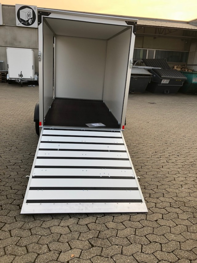 Humbaur Koffer HK 253015-18P, 2,5 to. 3040x1510x1800mm, Rampe, Seitentüre - Ρυμούλκα κόφα: φωτογραφία 4 Humbaur Koffer HK 253015-18P, 2,5 to. 3040x1510x1800mm, Rampe, Seitentüre - Ρυμούλκα κόφα: φωτογραφία 4