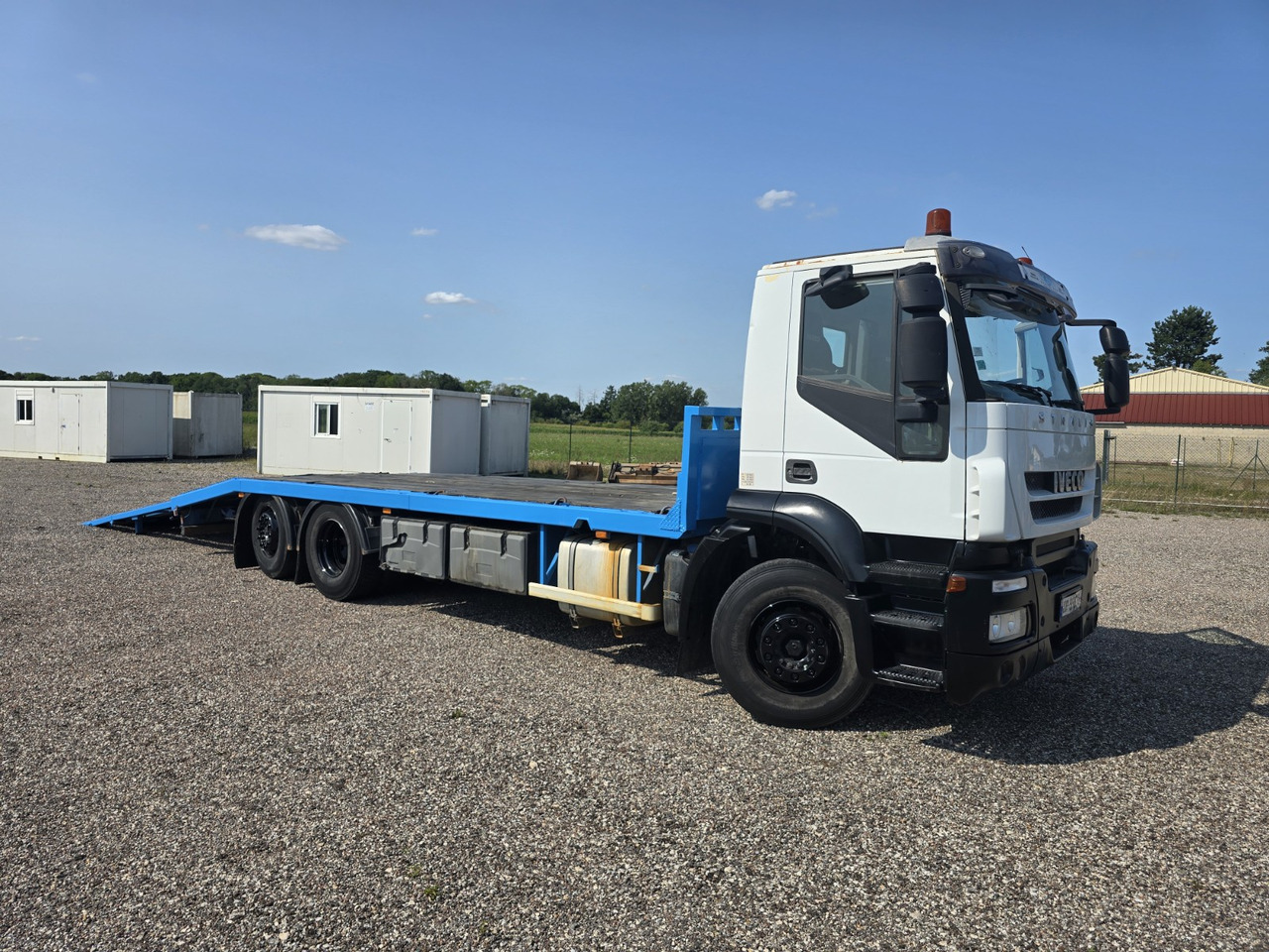 IVECO 260S33 - Φορτηγό αυτοκινητάμαξα: φωτογραφία 4 IVECO 260S33 - Φορτηγό αυτοκινητάμαξα: φωτογραφία 4