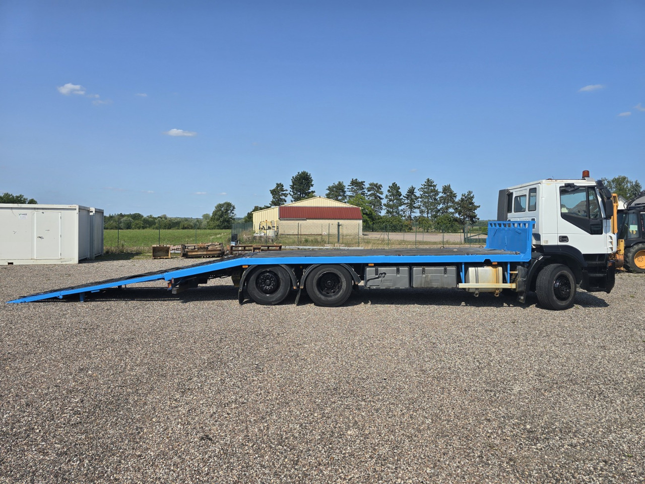 IVECO 260S33 - Φορτηγό αυτοκινητάμαξα: φωτογραφία 5 IVECO 260S33 - Φορτηγό αυτοκινητάμαξα: φωτογραφία 5