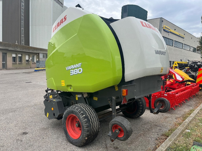 Claas Variant 380 - Χορτοδετική μηχανή στρόγγυλης μπάλας: φωτογραφία 3 Claas Variant 380 - Χορτοδετική μηχανή στρόγγυλης μπάλας: φωτογραφία 3