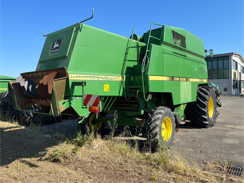 John Deere 2058 - Θεριζοαλωνιστική μηχανή: φωτογραφία 5 John Deere 2058 - Θεριζοαλωνιστική μηχανή: φωτογραφία 5
