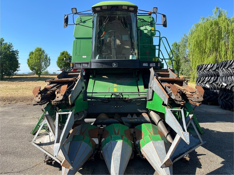 John Deere 2058 - Θεριζοαλωνιστική μηχανή: φωτογραφία 2 John Deere 2058 - Θεριζοαλωνιστική μηχανή: φωτογραφία 2