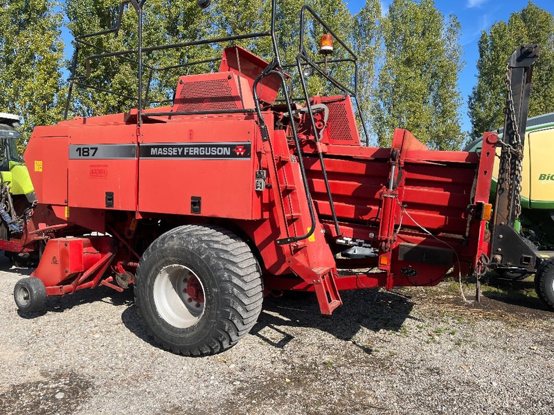 Massey Ferguson 187 - Χορτοδετική μηχανή τετράγωνες μπάλες: φωτογραφία 2 Massey Ferguson 187 - Χορτοδετική μηχανή τετράγωνες μπάλες: φωτογραφία 2