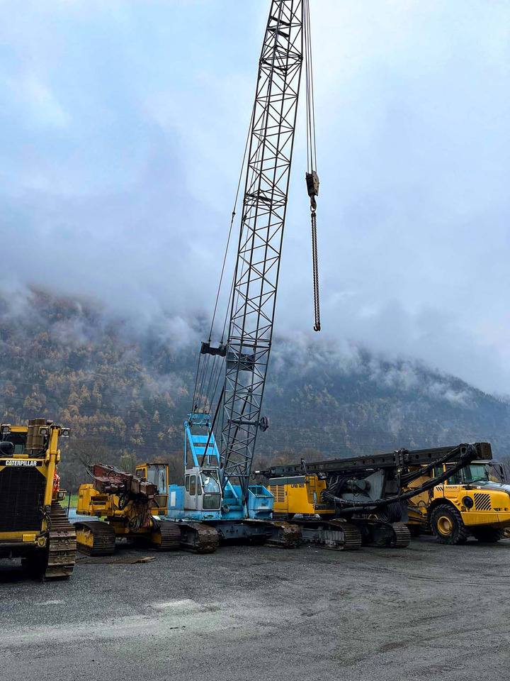 Hitachi KH 180-2 - Ερπυστριοφόρος γερανός: φωτογραφία 1 Hitachi KH 180-2 - Ερπυστριοφόρος γερανός: φωτογραφία 1