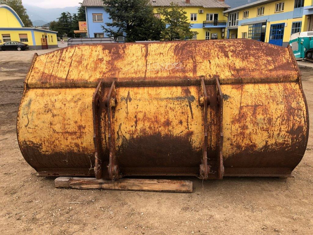 Loader bucket 2350 mm for Volvo BM4600 - Κουβάς για φορτωτή: φωτογραφία 4 Loader bucket 2350 mm for Volvo BM4600 - Κουβάς για φορτωτή: φωτογραφία 4