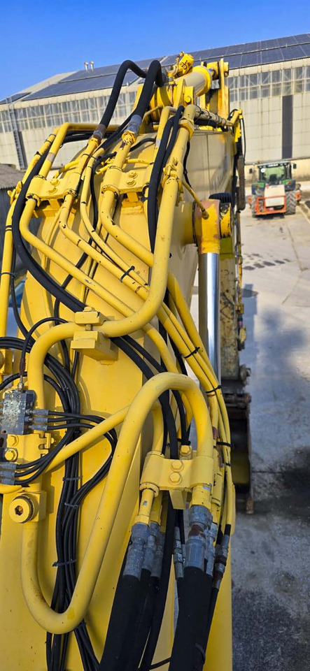 Ερπυστριοφόρος εκσκαφέας New Holland Kobelco E150B: φωτογραφία 17