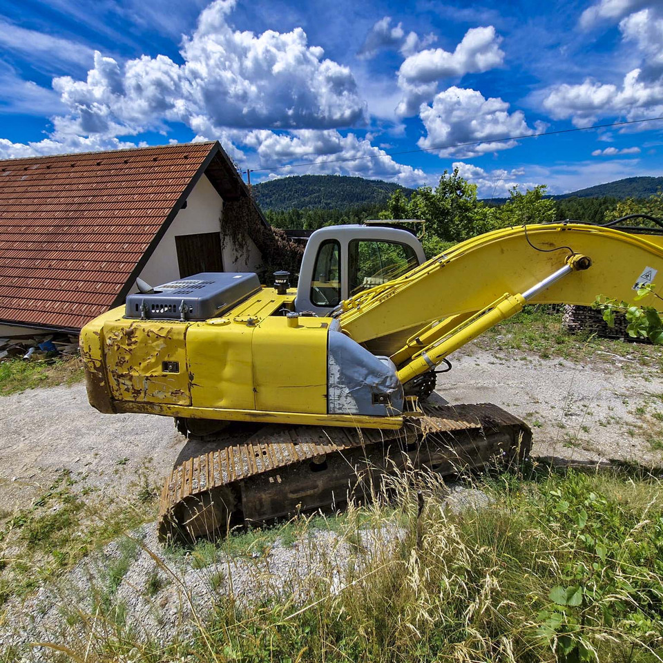 New Holland Kobelco E215 - Ερπυστριοφόρος εκσκαφέας: φωτογραφία 4 New Holland Kobelco E215 - Ερπυστριοφόρος εκσκαφέας: φωτογραφία 4