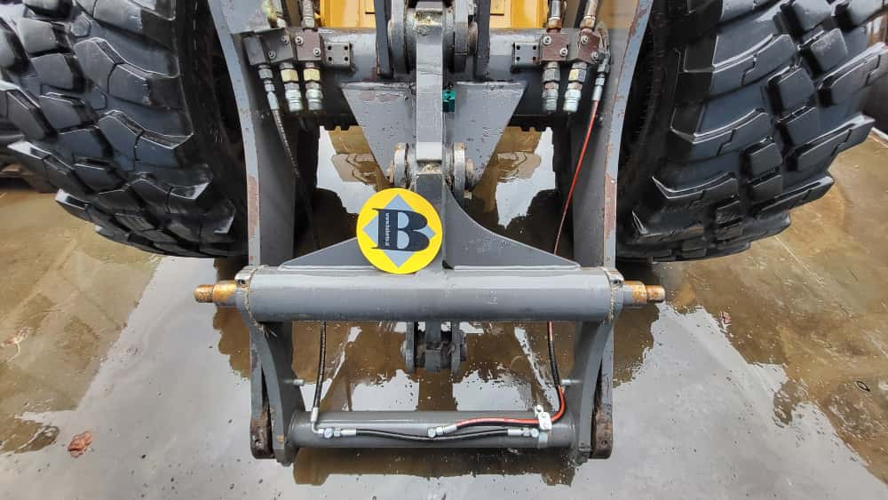 Quick coupler 2813127 for Volvo L40, L40B, L45, L45B - Ταχυσύνδεσμος για Ελαστιχοφόρος φορτωτής: φωτογραφία 1 Quick coupler 2813127 for Volvo L40, L40B, L45, L45B - Ταχυσύνδεσμος για Ελαστιχοφόρος φορτωτής: φωτογραφία 1