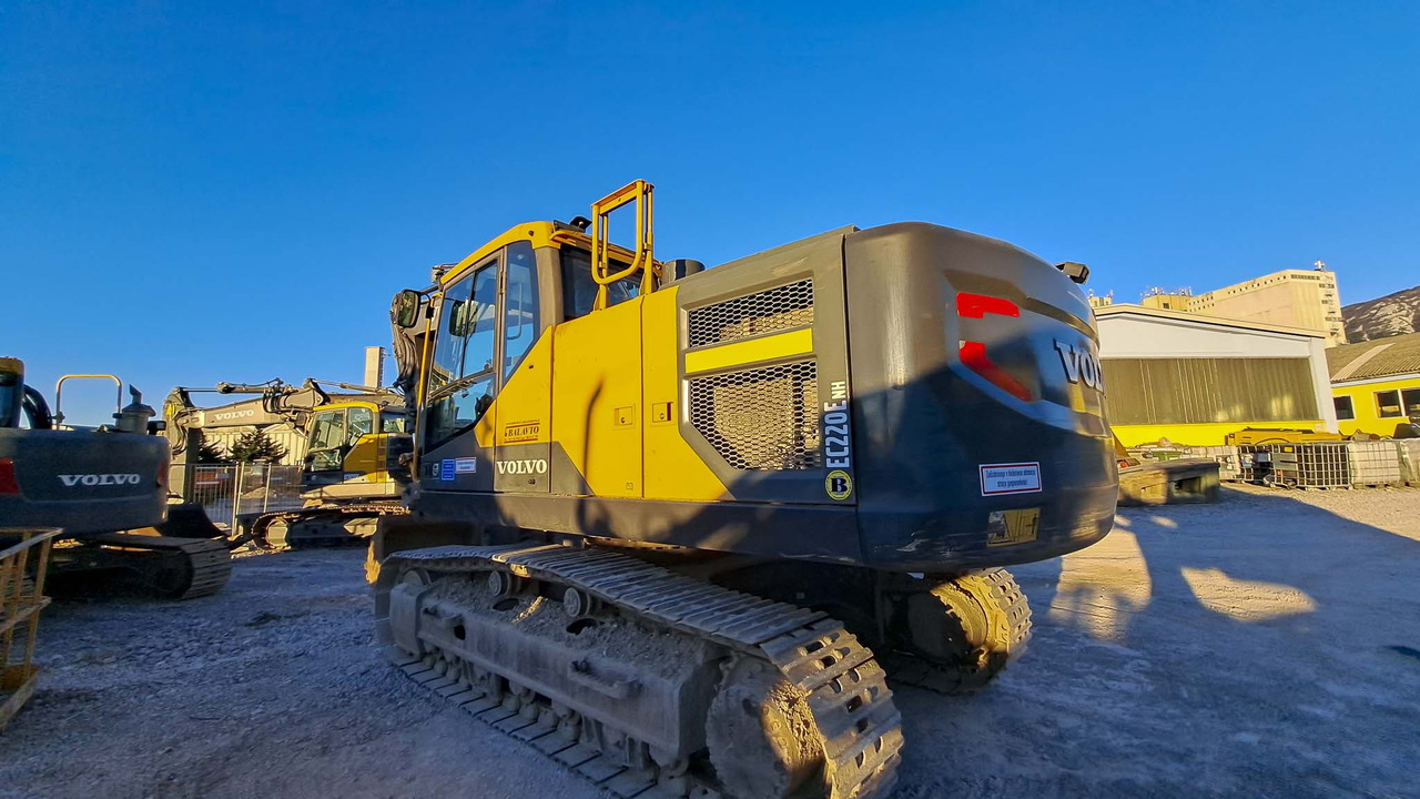 VOLVO EC220ENH - Ερπυστριοφόρος εκσκαφέας: φωτογραφία 3 VOLVO EC220ENH - Ερπυστριοφόρος εκσκαφέας: φωτογραφία 3