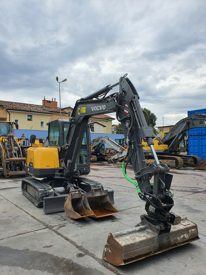 VOLVO EC60E - Μίνι εκσκαφέας: φωτογραφία 5 VOLVO EC60E - Μίνι εκσκαφέας: φωτογραφία 5