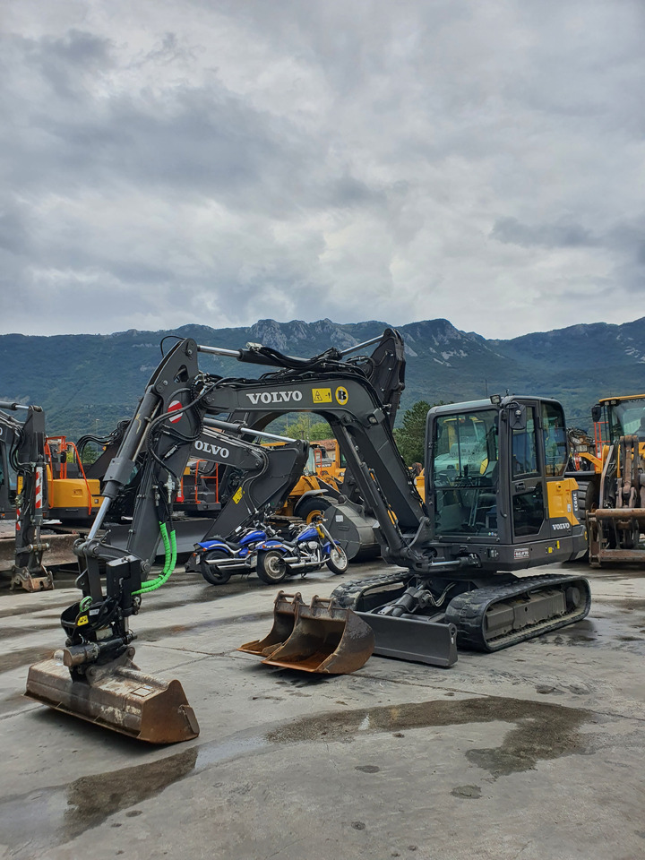 VOLVO EC60E - Μίνι εκσκαφέας: φωτογραφία 1 VOLVO EC60E - Μίνι εκσκαφέας: φωτογραφία 1