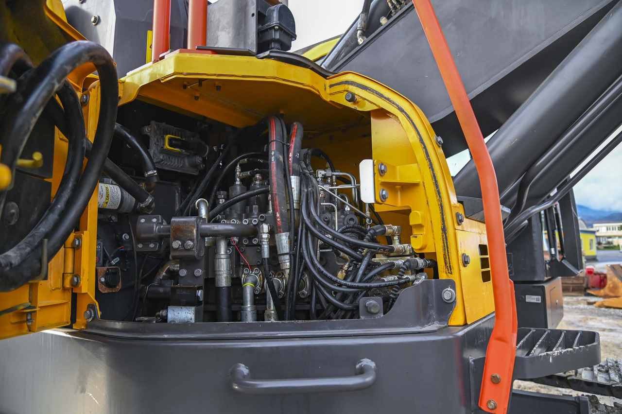 Ερπυστριοφόρος εκσκαφέας VOLVO ECR355ENL: φωτογραφία 18