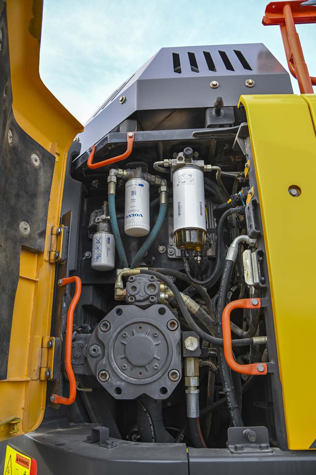 Ερπυστριοφόρος εκσκαφέας VOLVO ECR355ENL: φωτογραφία 19