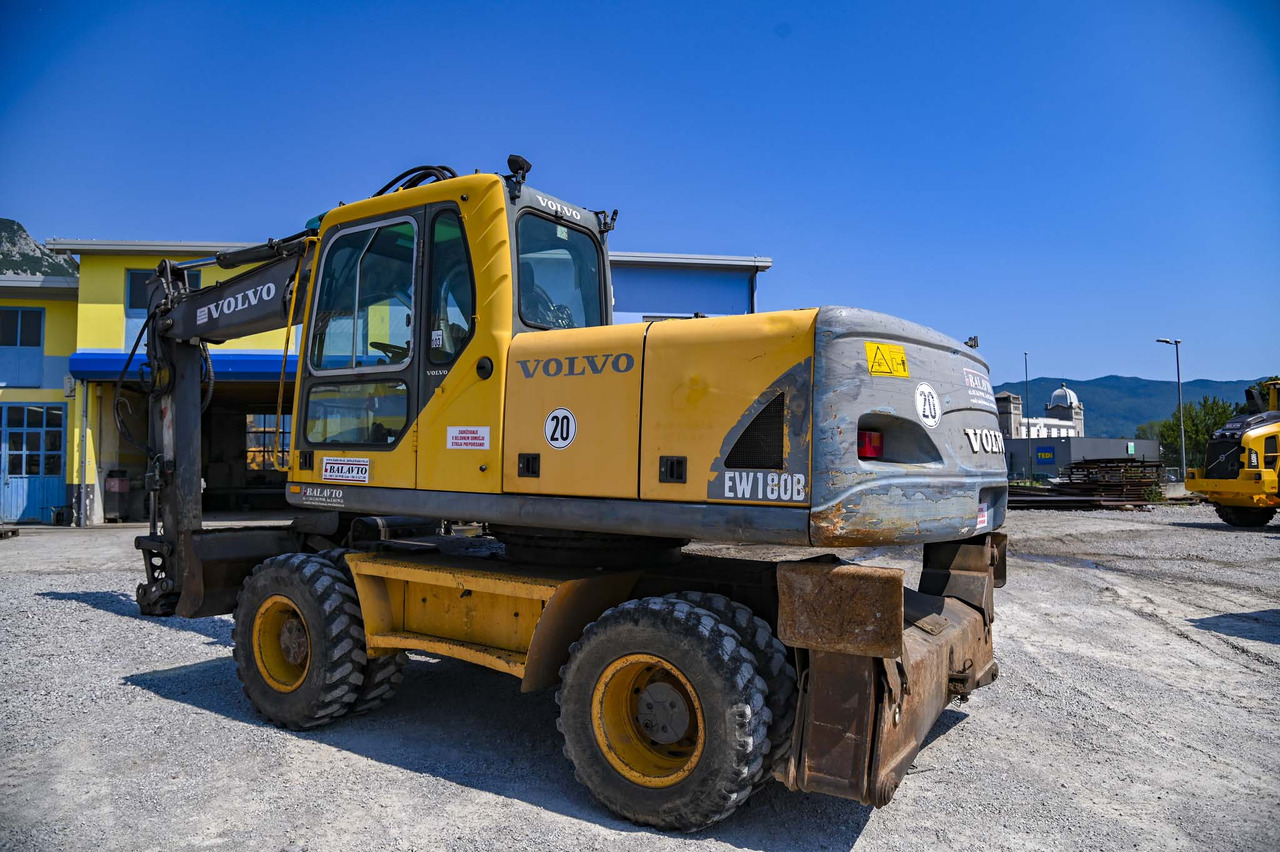 VOLVO EW180B - Τροχοφόρος εκσκαφέας: φωτογραφία 4 VOLVO EW180B - Τροχοφόρος εκσκαφέας: φωτογραφία 4