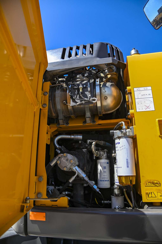 Ελαστιχοφόρος φορτωτής VOLVO EWR150E: φωτογραφία 38 Ελαστιχοφόρος φορτωτής VOLVO EWR150E: φωτογραφία 38