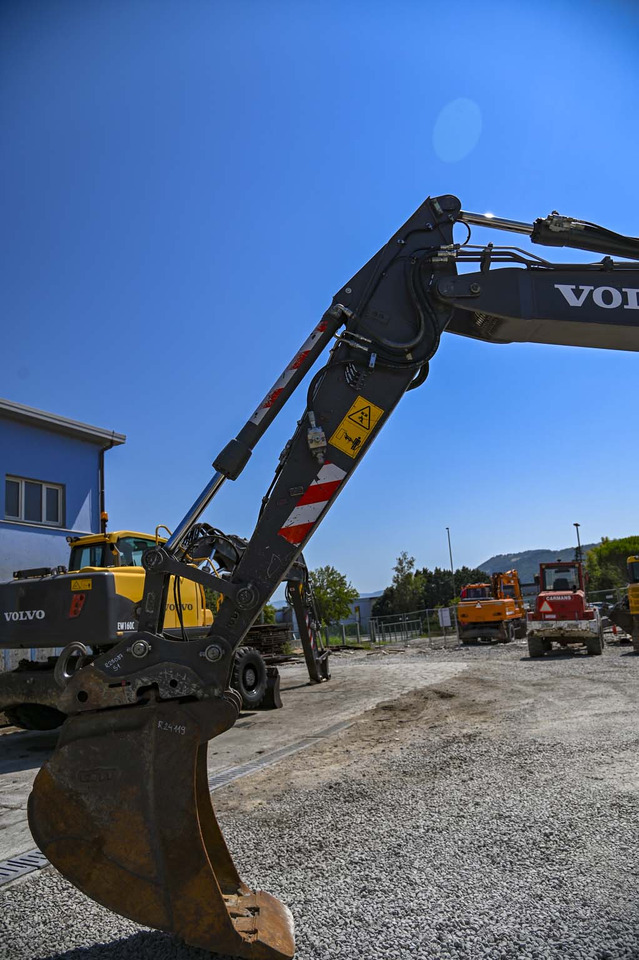 Ελαστιχοφόρος φορτωτής VOLVO EWR150E: φωτογραφία 20 Ελαστιχοφόρος φορτωτής VOLVO EWR150E: φωτογραφία 20