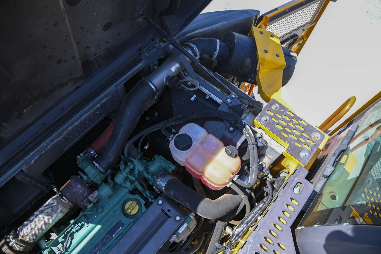 Ελαστιχοφόρος φορτωτής VOLVO EWR150E: φωτογραφία 43 Ελαστιχοφόρος φορτωτής VOLVO EWR150E: φωτογραφία 43