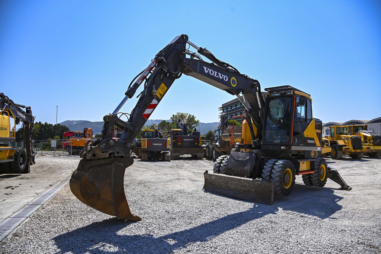 VOLVO EWR150E - Τροχοφόρος εκσκαφέας: φωτογραφία 1 VOLVO EWR150E - Τροχοφόρος εκσκαφέας: φωτογραφία 1