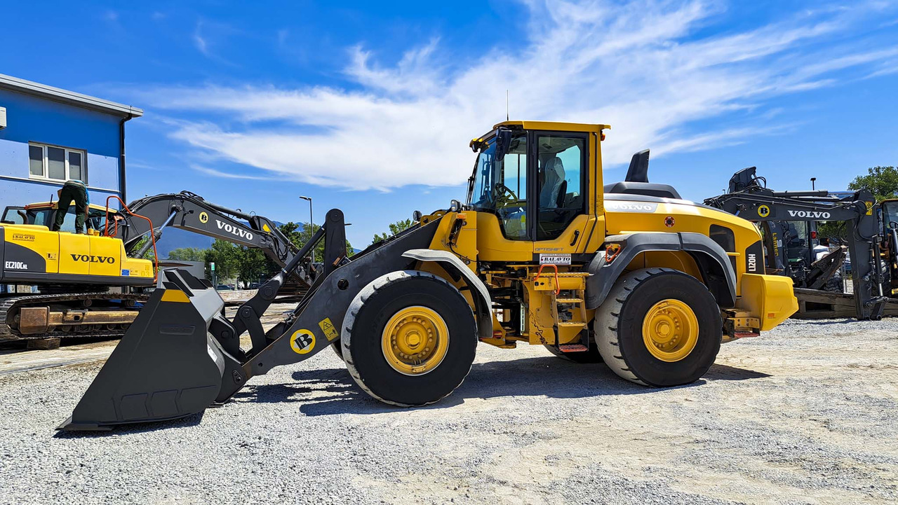 VOLVO L120H - Ελαστιχοφόρος φορτωτής: φωτογραφία 3 VOLVO L120H - Ελαστιχοφόρος φορτωτής: φωτογραφία 3
