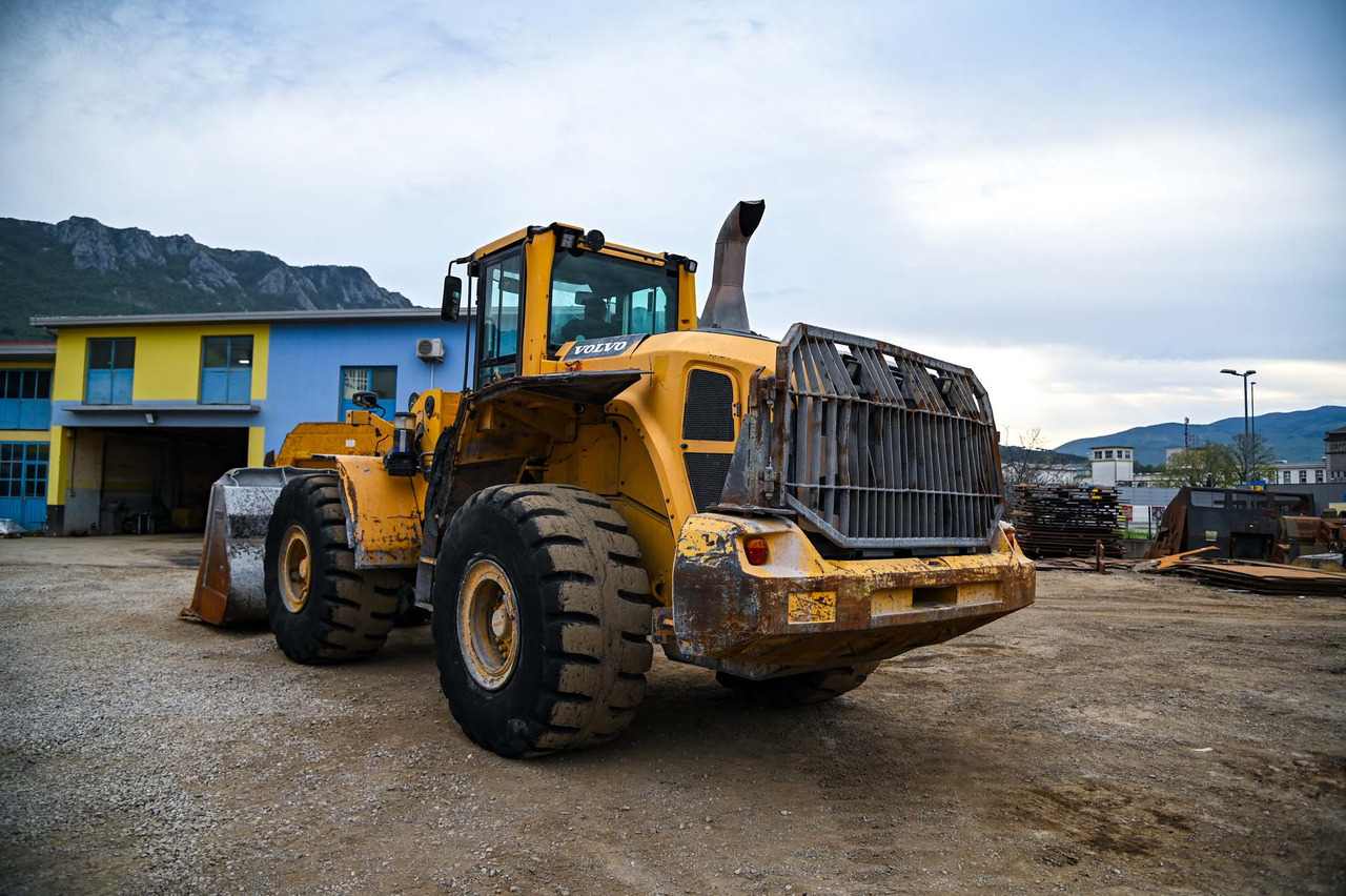 VOLVO L180G - Ελαστιχοφόρος φορτωτής: φωτογραφία 4 VOLVO L180G - Ελαστιχοφόρος φορτωτής: φωτογραφία 4
