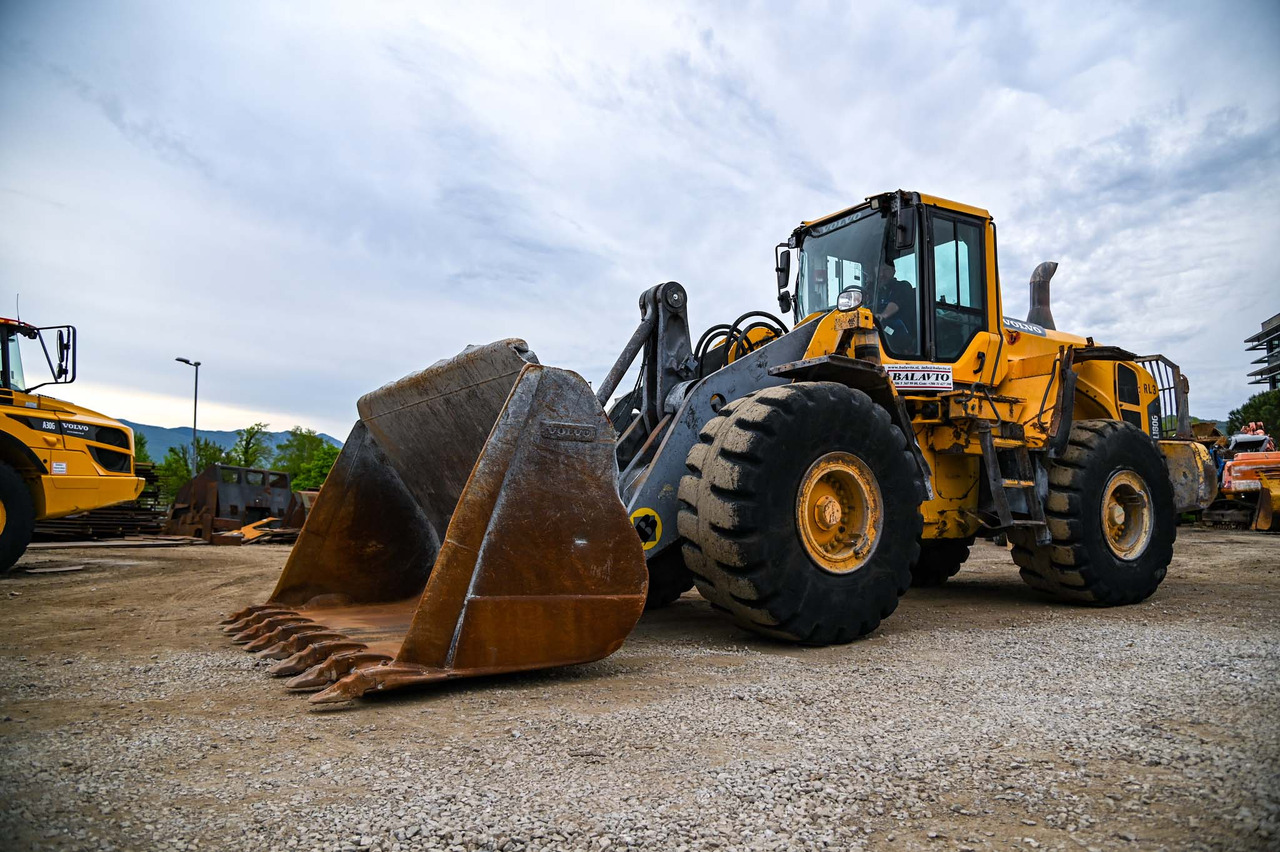 VOLVO L180G - Ελαστιχοφόρος φορτωτής: φωτογραφία 1 VOLVO L180G - Ελαστιχοφόρος φορτωτής: φωτογραφία 1