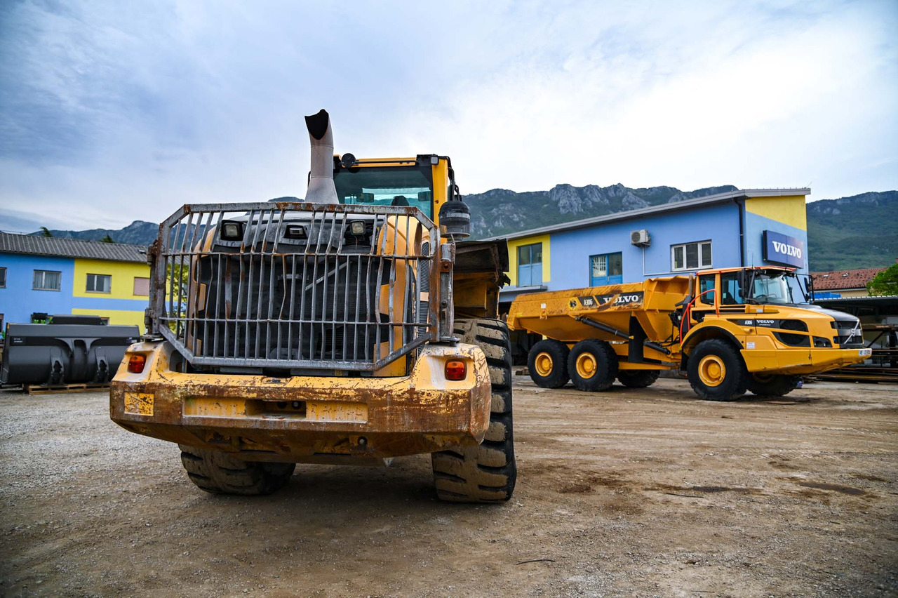 VOLVO L180G - Ελαστιχοφόρος φορτωτής: φωτογραφία 5 VOLVO L180G - Ελαστιχοφόρος φορτωτής: φωτογραφία 5