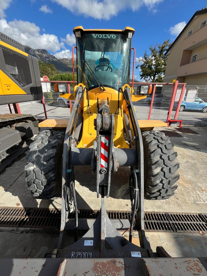 VOLVO L35B - Ελαστιχοφόρος φορτωτής: φωτογραφία 5 VOLVO L35B - Ελαστιχοφόρος φορτωτής: φωτογραφία 5