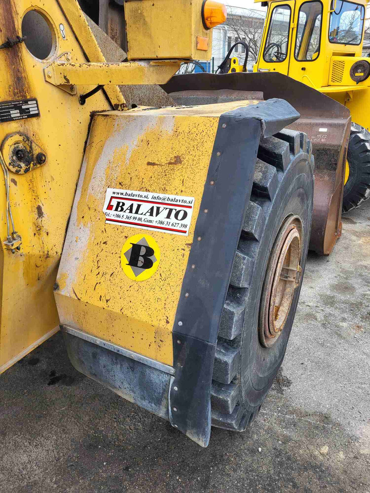 Volvo front fenders - Fender για Φορτωτής: φωτογραφία 2 Volvo front fenders - Fender για Φορτωτής: φωτογραφία 2