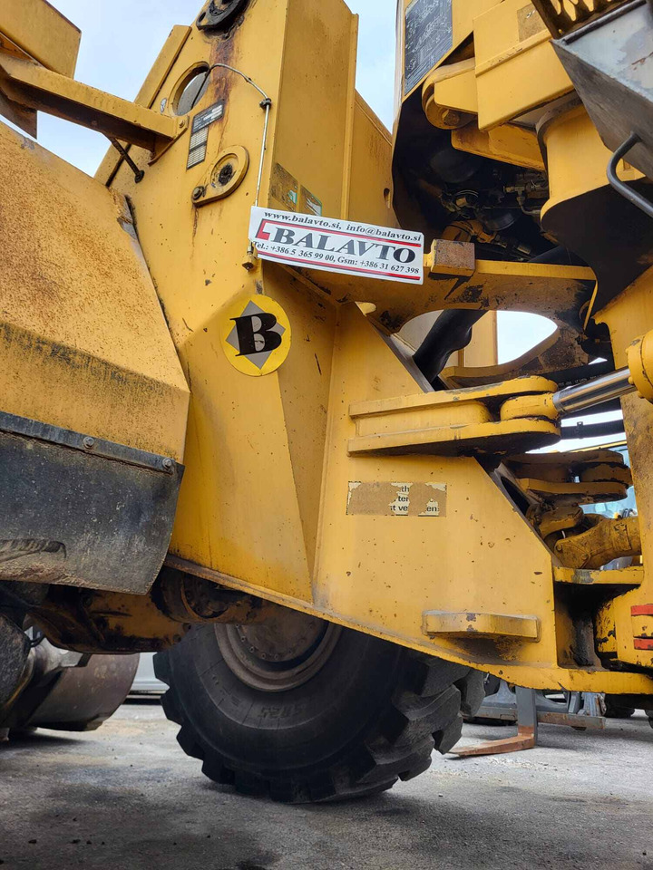 Volvo front frame - Πλαίσιο/ Σασί για Φορτωτής: φωτογραφία 1 Volvo front frame - Πλαίσιο/ Σασί για Φορτωτής: φωτογραφία 1