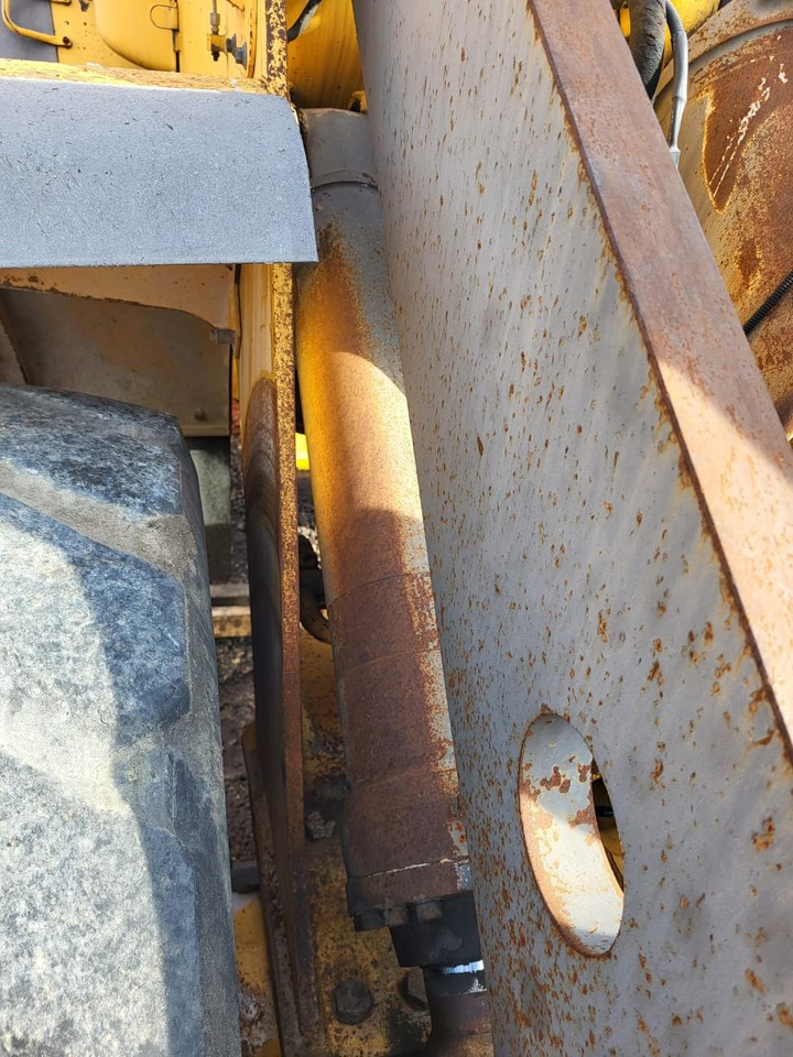 Volvo lifting hydraulic cylinder - Υδραυλικός κύλινδρος για Ελαστιχοφόρος φορτωτής: φωτογραφία 1 Volvo lifting hydraulic cylinder - Υδραυλικός κύλινδρος για Ελαστιχοφόρος φορτωτής: φωτογραφία 1