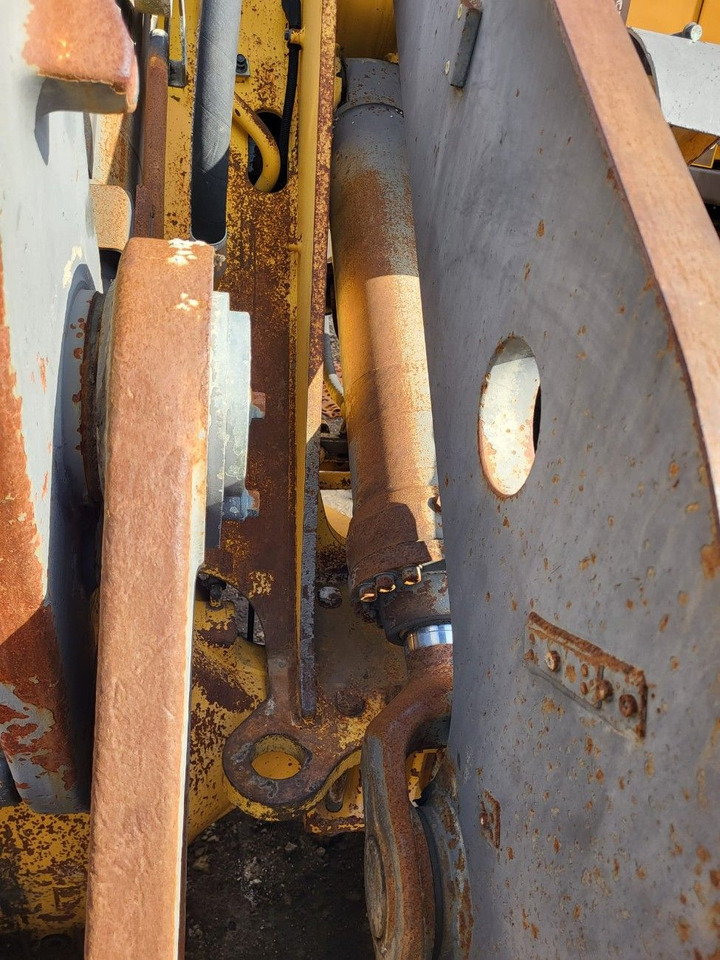 Volvo lifting hydraulic cylinder - Υδραυλικός κύλινδρος για Ελαστιχοφόρος φορτωτής: φωτογραφία 1 Volvo lifting hydraulic cylinder - Υδραυλικός κύλινδρος για Ελαστιχοφόρος φορτωτής: φωτογραφία 1