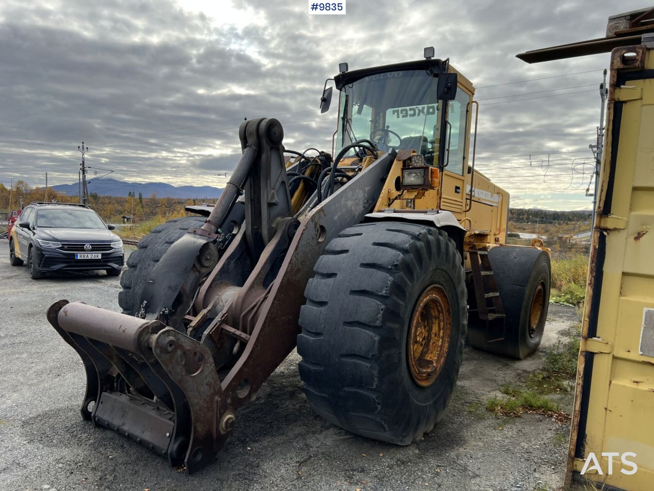 1995 Volvo L180C - Ελαστιχοφόρος φορτωτής: φωτογραφία 1 1995 Volvo L180C - Ελαστιχοφόρος φορτωτής: φωτογραφία 1