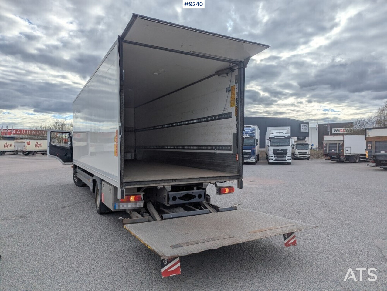 Box Truck Mercedes-Benz Atego with tail lift (SEE VIDEO) - Φορτηγό κόφα: φωτογραφία 3 Box Truck Mercedes-Benz Atego with tail lift (SEE VIDEO) - Φορτηγό κόφα: φωτογραφία 3