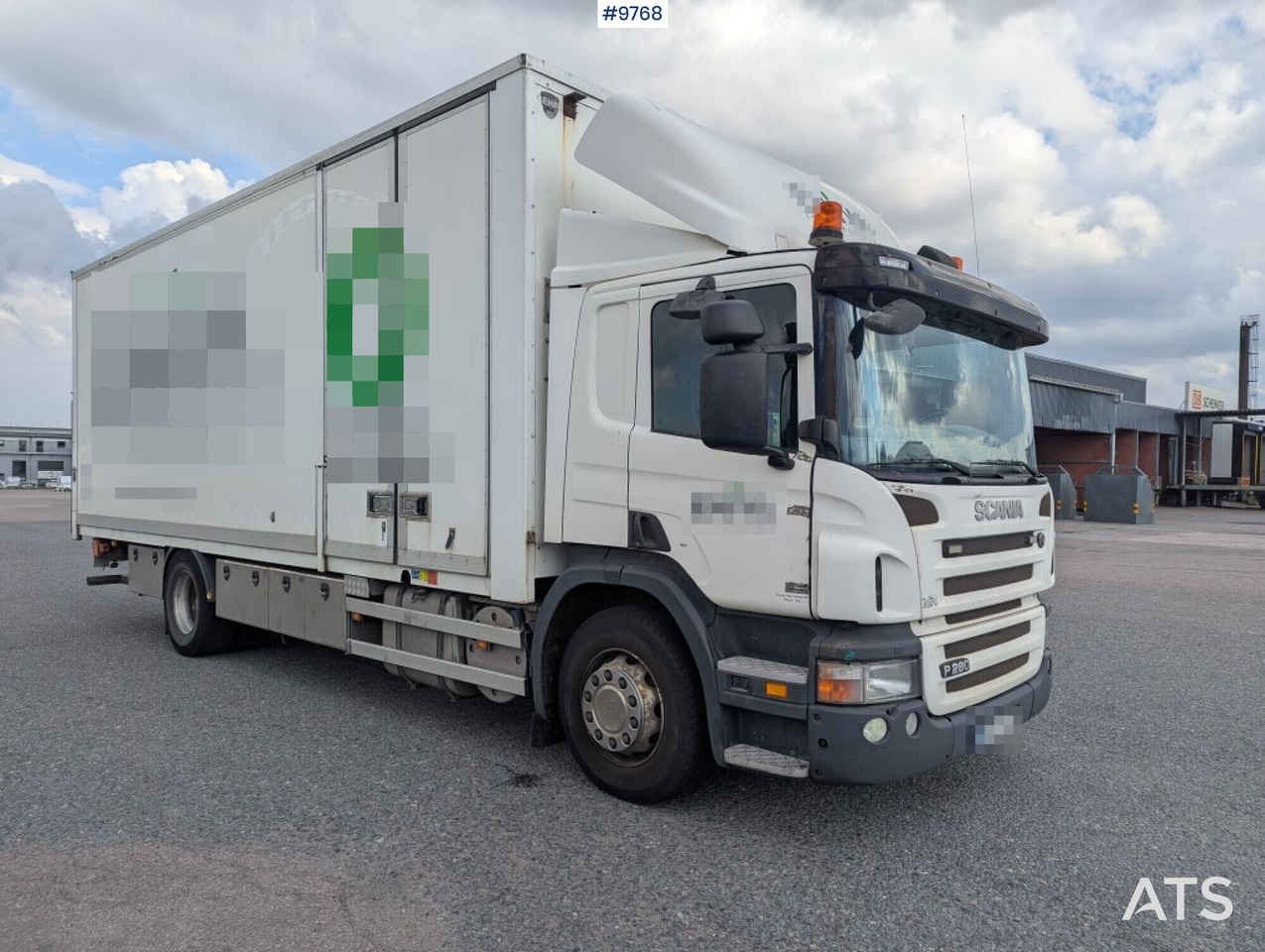 Box Truck Scania P280 4X2 with tail lift - Φορτηγό κόφα: φωτογραφία 2 Box Truck Scania P280 4X2 with tail lift - Φορτηγό κόφα: φωτογραφία 2